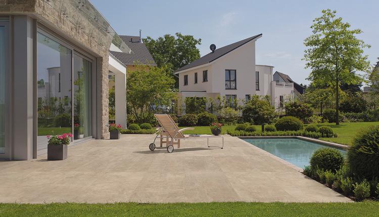 On Square | Emilceramica Porcelain Stoneware Emil On Square Concrete Outdoor Sabbia Gallery Image | Emilceramica